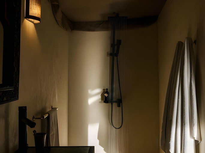 Bathroom 4, Caravan by Habitas Agafay, Marrakech