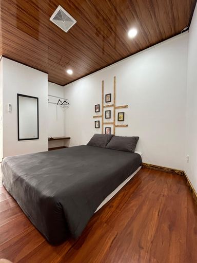 Humbly Hotel Room Type - Standard Double Skywalk
