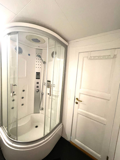 Bathroom 3, Central Stavanger Guesthouse, Stavanger