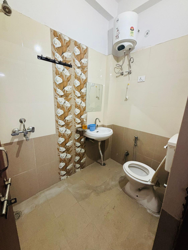 Bathroom 3, Akshay continental, Lucknow