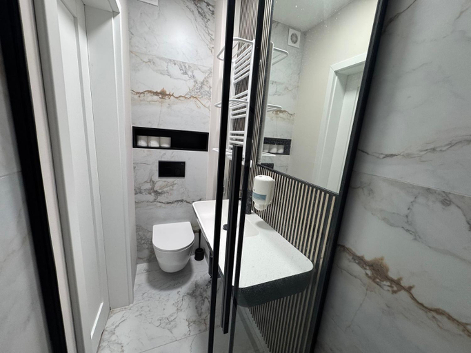 Bathroom 5, CDR Oddzial Radom, Radom City