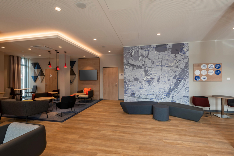 Public Area, Holiday Inn Express MUNICH NORTH by IHG, München