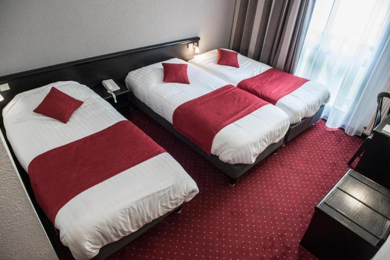 Bedroom, Logis Hotel Murtel, Isère