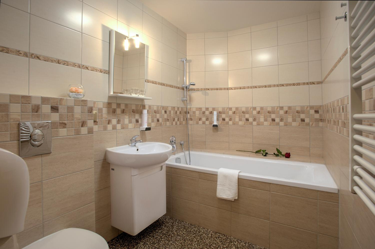 Bathroom 3, Spa Hotel MILLENIUM Karlovy Vary, Karlovy Vary