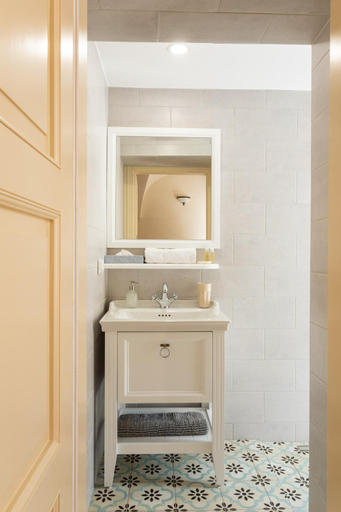 Bathroom 3, Residence Thunovska, Praha 6