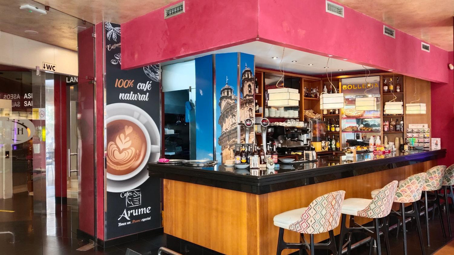 Food & Drinks 4, HHB Pontevedra Confort, Pontevedra