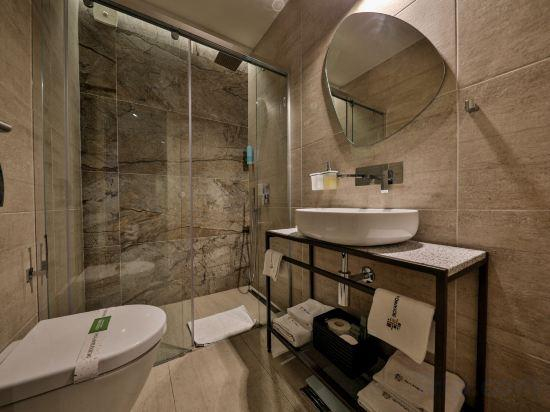2, Hotel Botanica, Belgrade