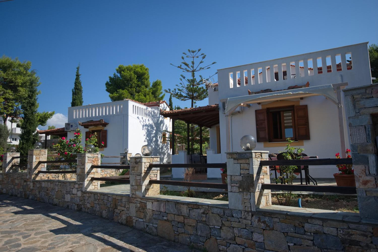 Others 5, Kamelia Villas, Thessaly