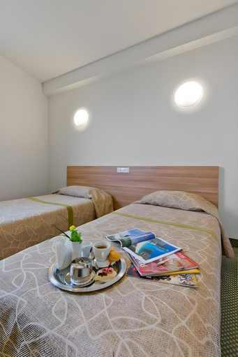Bedroom 2, GREEN VILNIUS HOTEL, Vilniaus