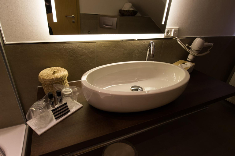 Bathroom 5, Hotel Parqvao Im A66, Main-Kinzig-Kreis