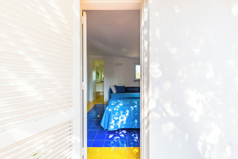Room 2, Capri Turquoise by Napoliapartments, Napoli