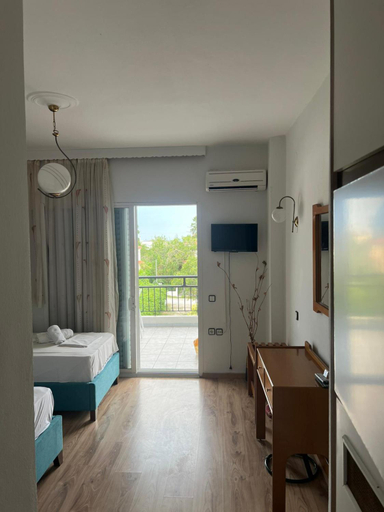 Bedroom 2, Hotel Athina, Central Macedonia