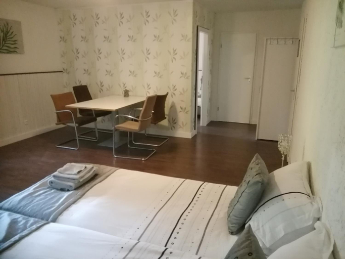 Bedroom 2, Am Glenne, Soest