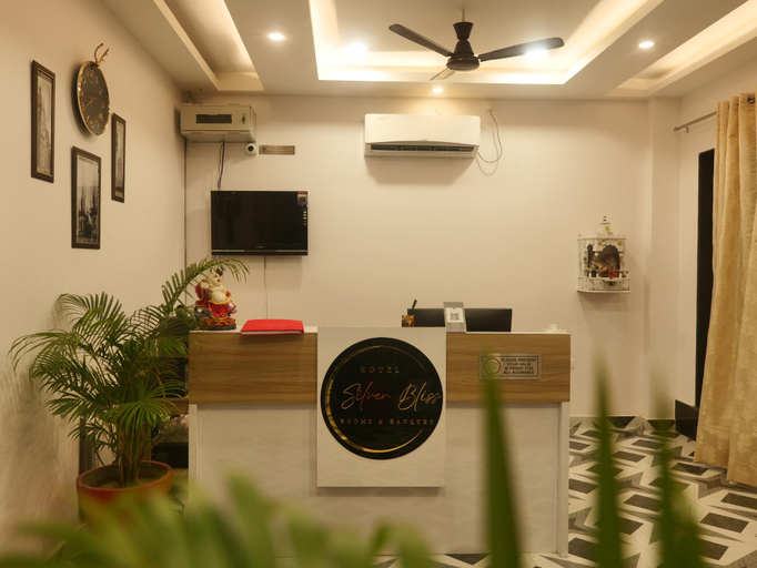 Others 3, Hotel Silver Bliss, Lucknow