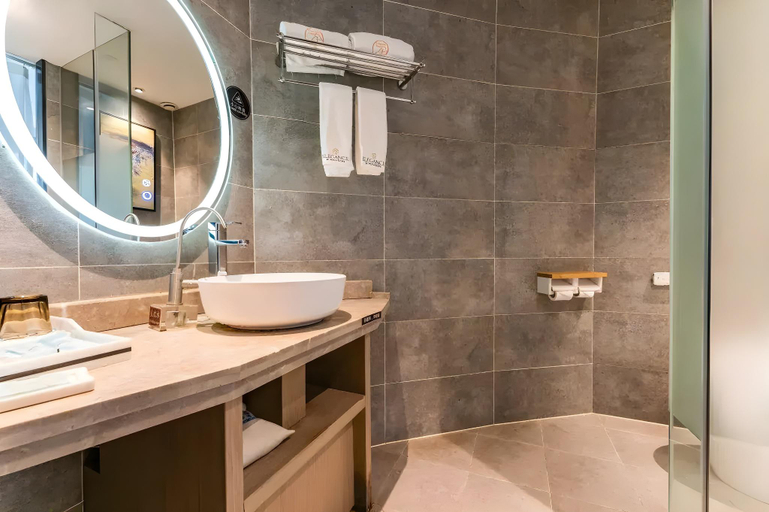 Bathroom 4, Qingdao Elegance Hotel, Qingdao