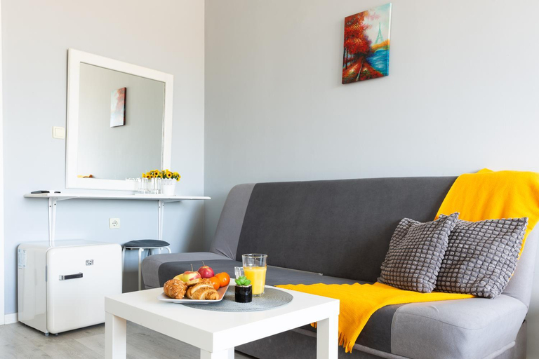 Others 5, La Piazza Hotel, Shumen