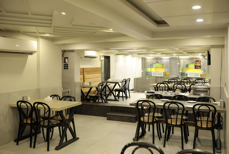 Food & Drinks 5, HOTEL SIGNATURE INN, Nagpur