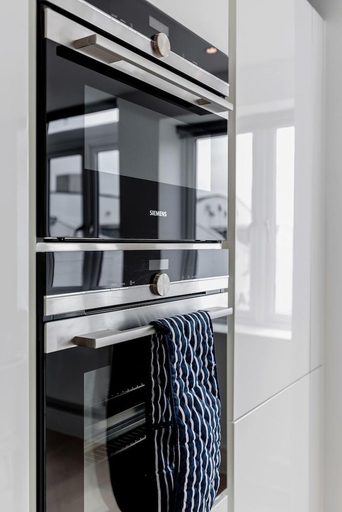 Others 5, Roomspace Serviced Apartments- Walpole Court, London