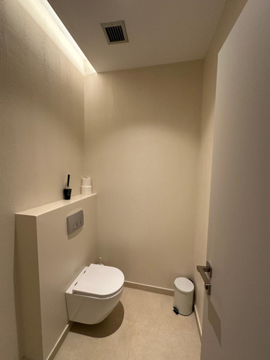 Bathroom 4, Salty Wave Suites, Thessaly