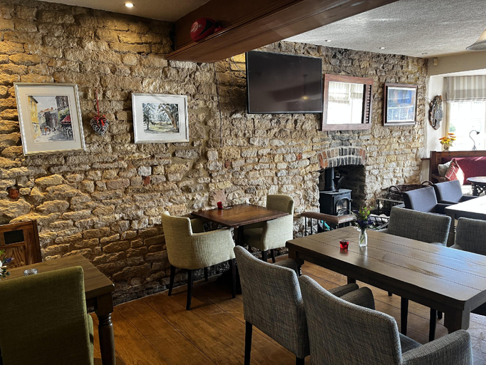 Food & Drinks 3, Crown & Anchor, Lincolnshire