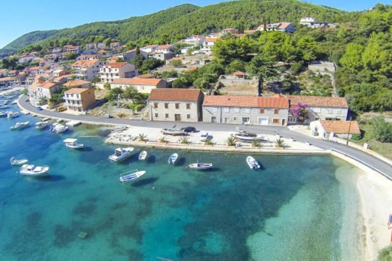 2, Apartment Tina, Blato