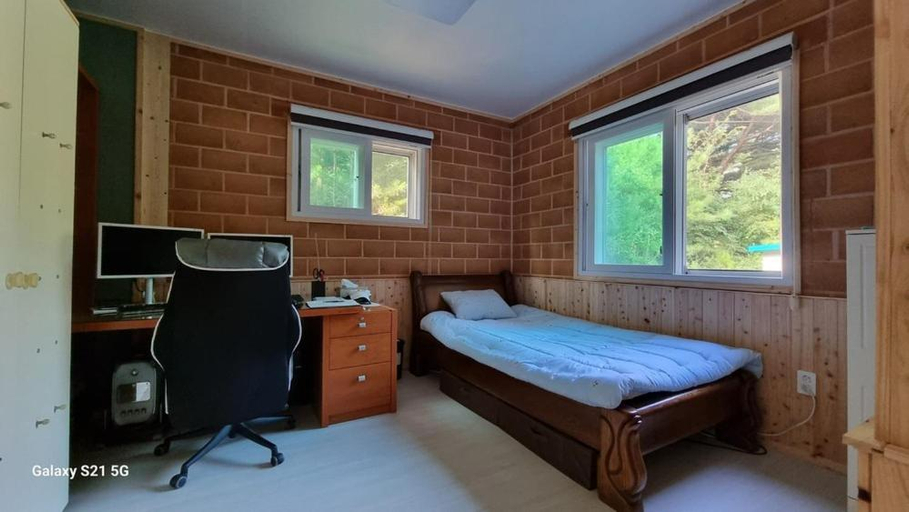 Bedroom 2, Bauhaus In Wonju, Wonju