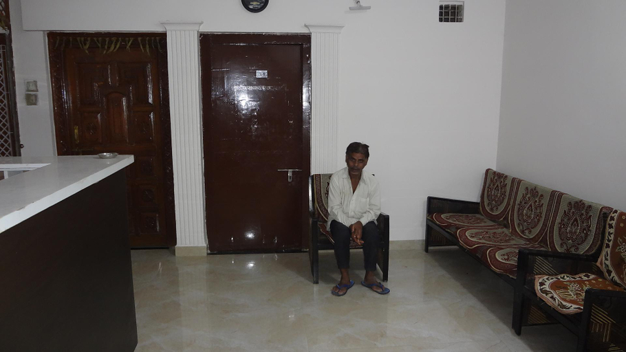 Others 4, Anand PG hostel, Nagpur