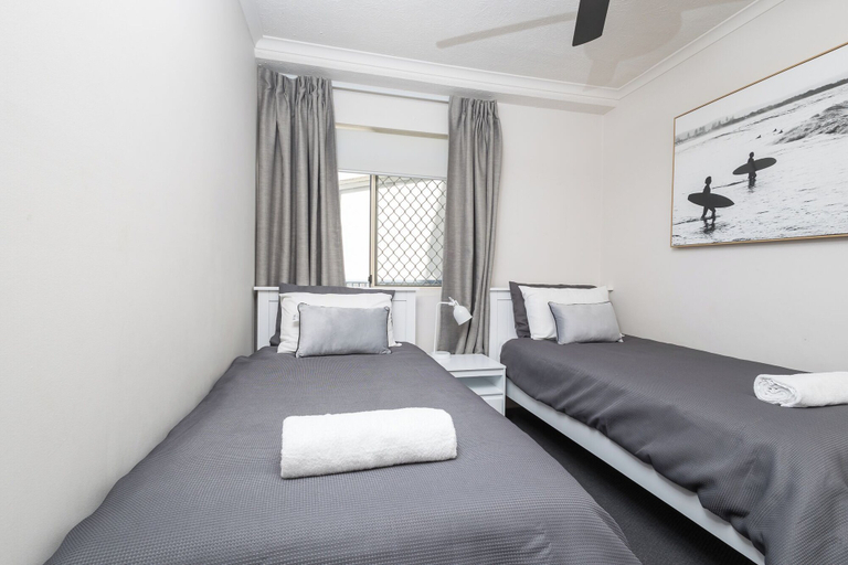 Bedroom 4, Bayview Beach Holiday Apartments, Gold Coast