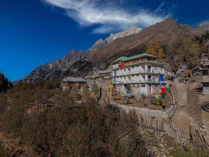 Others 4, Kinnor Retreat, Kinnaur