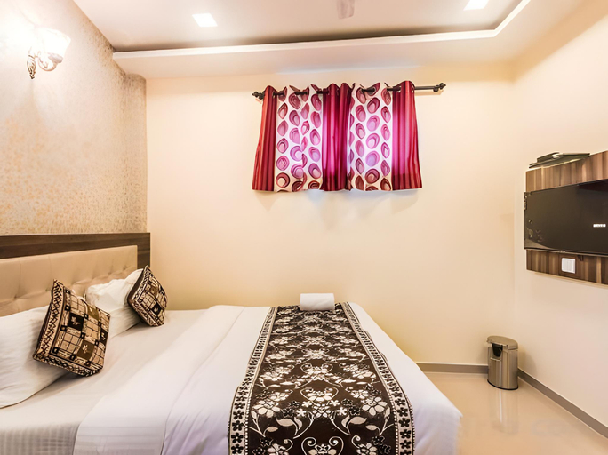 Others 5, Hotel Golden galaxy, Mumbai Suburban