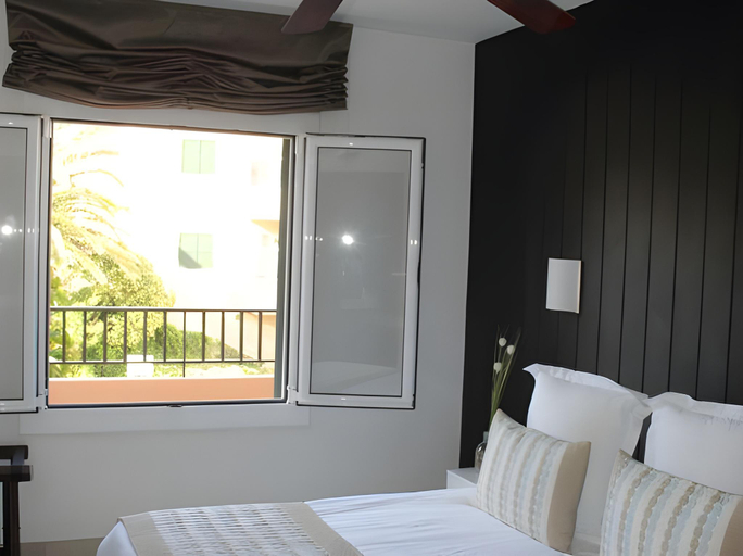Bedroom 3, Apartamentos Royal Life, Baleares