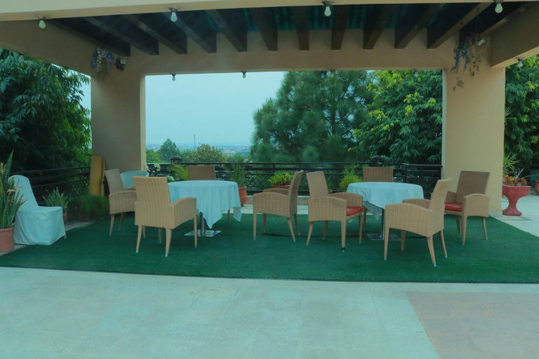 Food & Drinks, Safari Club 1, Islamabad