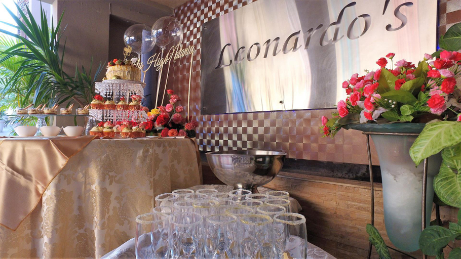 Food & Drinks 3, Leonardos Guesthouse , Ehlanzeni