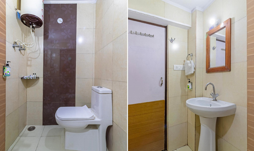 Bathroom 4, Itsy Hotels Shri Gv Inn, 600 Mtrs From Tiffin Top, Nainital