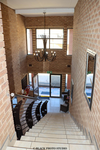 Others 5, Meet Mekaar Resorts - Nquthu Hotel, Umzinyathi