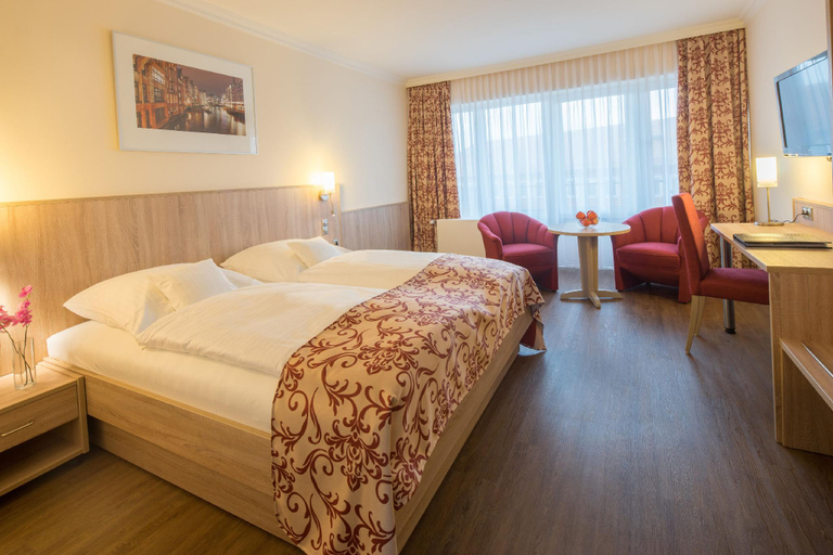 Bedroom 2, Studio for 2 People in Hamburg Mitte, Cozy and Modern, Hamburg
