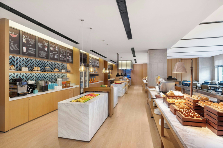 Food & Drinks 4, Fairfield By Marriott Yining, Ili Kazakh