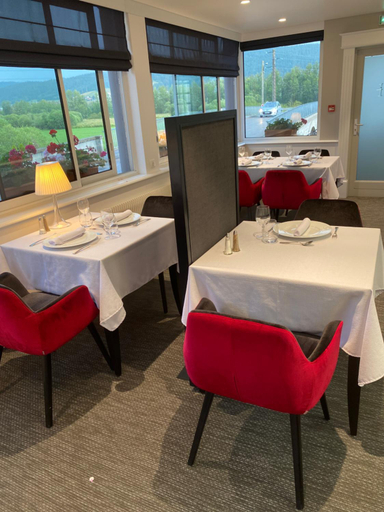 Others 2, Hotel Du Pont, Doubs