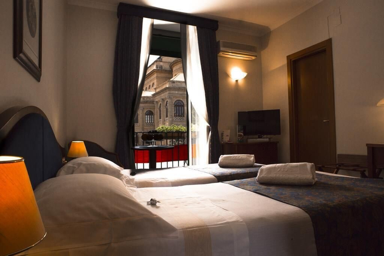 Bedroom 2, Massimo Plaza, Palermo