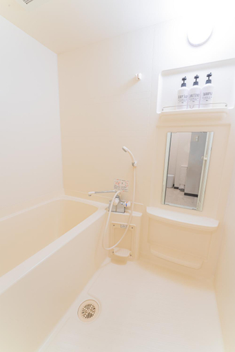 Bathroom 3, Well-rent 名古屋丸の内, Nagoya