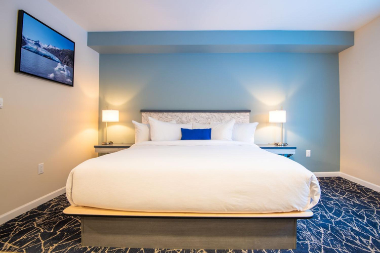 Bedroom, Gateway Hotel, Kenai Peninsula