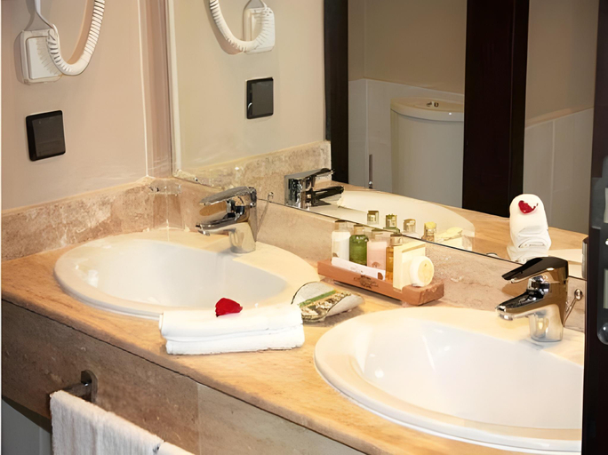 Bathroom 5, Hotel Andalucia Golf & Spa Tanger, Tanger-Assilah