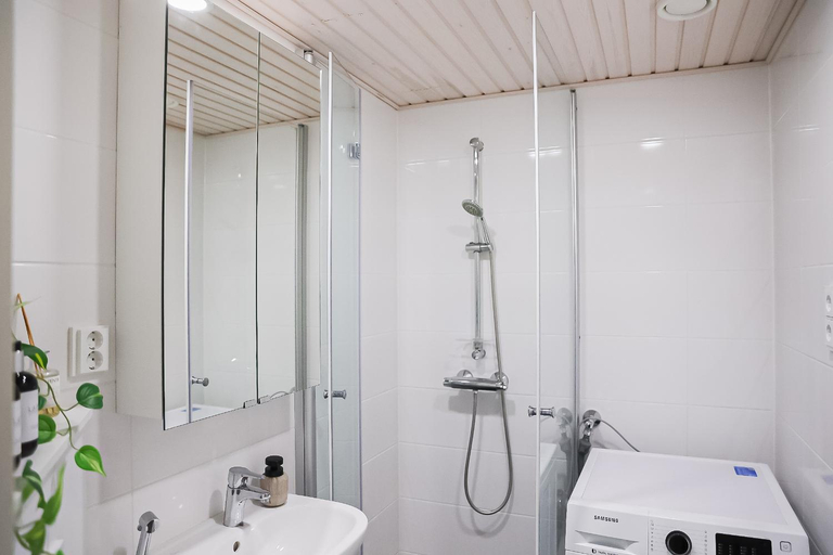 Bathroom 3, Hostit Arctic Apartments By BookLapland, Lapland