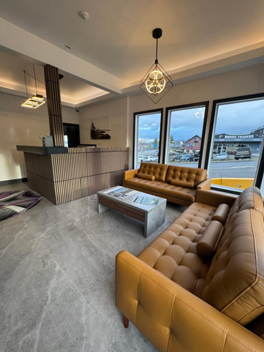 Public Area 2, Waterways, A Boutique Hotel, Powell River
