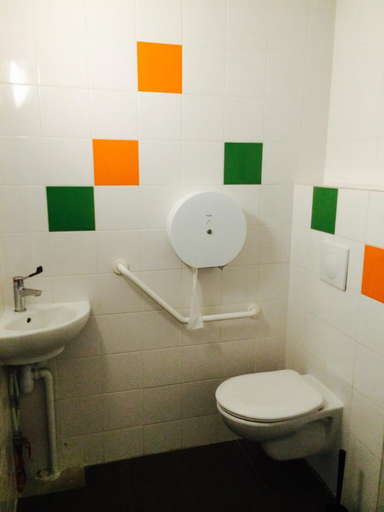 Bathroom 3, Relais Fasthotel Dunkerque, Nord