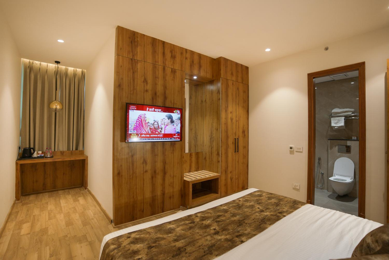 Bedroom 3, Celebrant Hotel, Varanasi