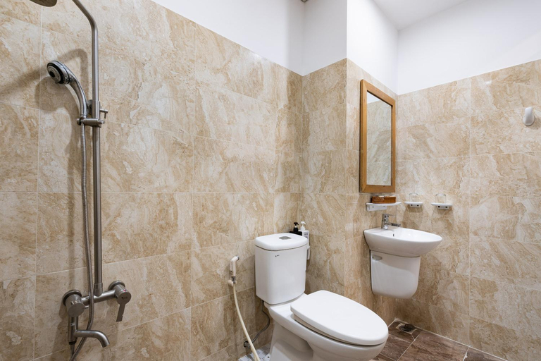 Bathroom 4, Green Airport Hotel, Tân Bình