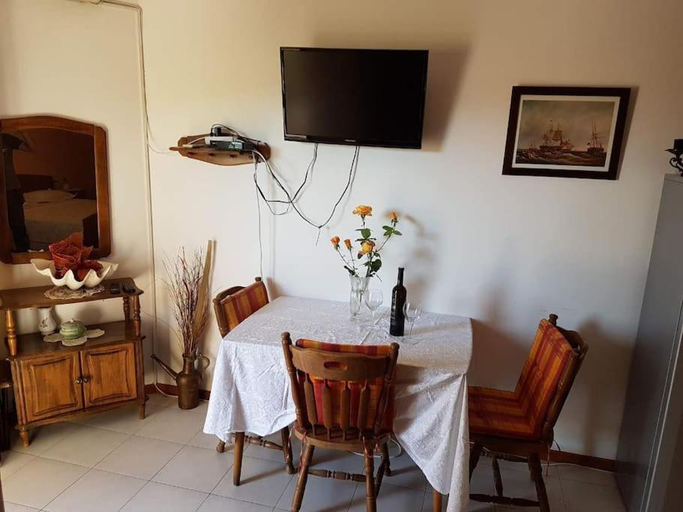 Others 3, Apartment Tina, Blato