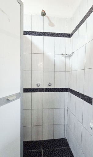 Bathroom 3, Terra House, Cusco