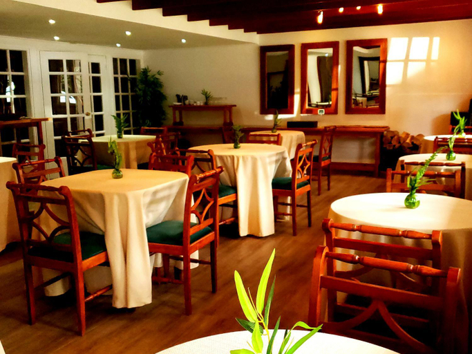 Food & Drinks 4, Hotel Geronimo, Cautín